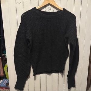 Zara Crewneck Sweater Black Size M